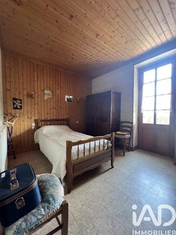 Maison à vendre 13 pièces 277 m² Cerizay