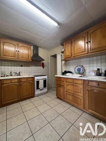 Maison à vendre 13 pièces 277 m² Cerizay