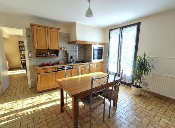 Quartier prisé, pavillon 5 chambres, garage, jardin