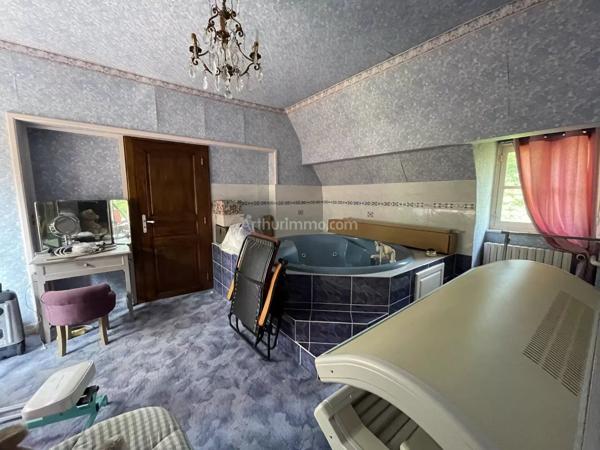 Vente                                                      Maison
                        
                                         295 m2                     à Gisors
