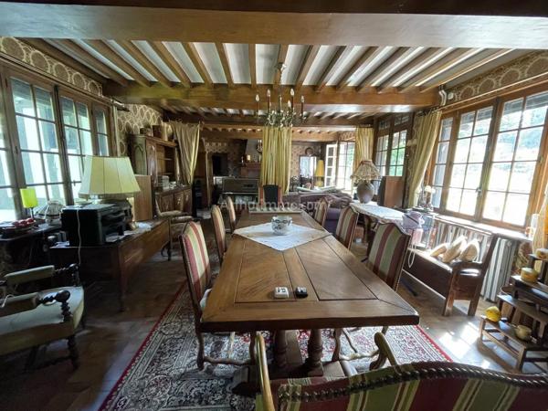 Vente                                                      Maison
                        
                                         295 m2                     à Gisors