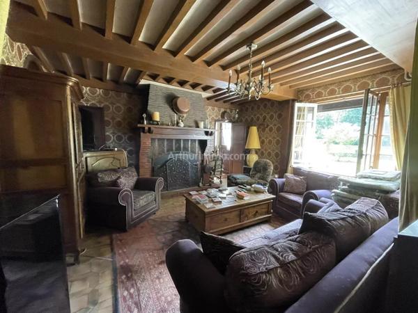 Vente                                                      Maison
                        
                                         295 m2                     à Gisors