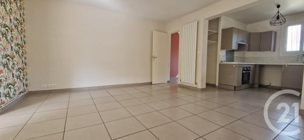 Maison à vendre  4 pièces - 93,43 m2 ST MAXIMIN LA STE BAUME - 83