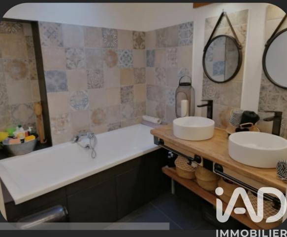 Location maison 3 pièces 113 m² Solliès-Pont