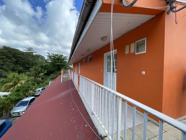 Immeuble de 11 appartements situé à LE LAMENTIN