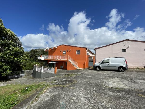 Immeuble de 11 appartements situé à LE LAMENTIN