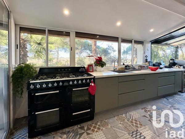 Maison à vendre 14 pièces 405 m² Roquebrune-sur-Argens