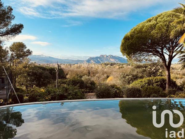Maison à vendre 14 pièces 405 m² Roquebrune-sur-Argens