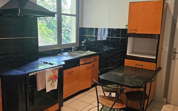 Maison à vendre    6 pièces • 225 m2 Gujan-Mestras