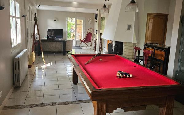 Maison à vendre    6 pièces • 225 m2 Gujan-Mestras