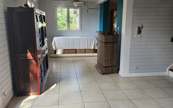 Maison à vendre    6 pièces • 225 m2 Gujan-Mestras