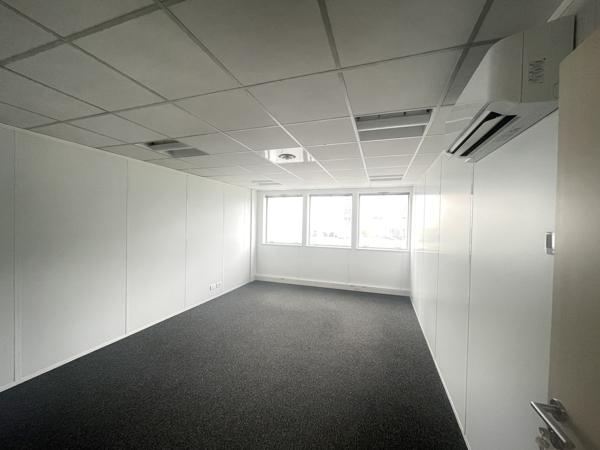 Bureaux rénovés à proximité de la Défense - Nombreux services
