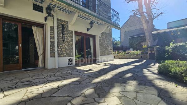 A vendre Maison en Pierre 8 pièces ETAMPES (91)