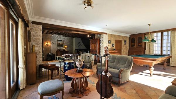 A vendre Maison en Pierre 8 pièces ETAMPES (91)