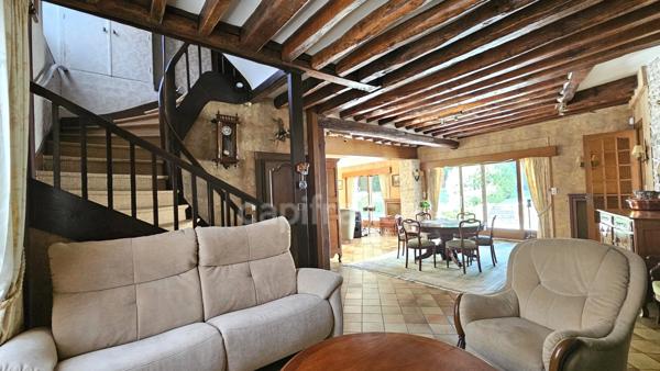 A vendre Maison en Pierre 8 pièces ETAMPES (91)