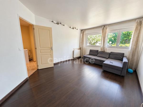 F4 rénové de 76 m² – 3 chambres, 2 parkings et cave