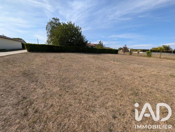 Terrain à vendre 629 m² Mosnac-Saint-Simeux