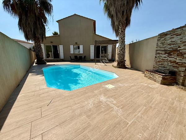 Maison à vendre à La Ciotat - calme et fonctionnelle.