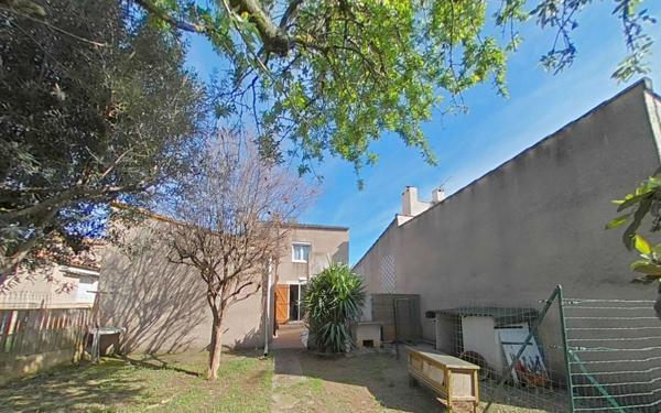 Maison à vendre    4 pièces •  Armissan
