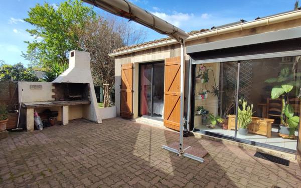 Maison à vendre    4 pièces •  Armissan
