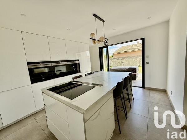 Maison à vendre 6 pièces 120 m² Pierrelatte