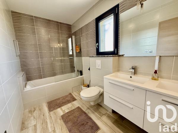 Maison à vendre 6 pièces 120 m² Pierrelatte