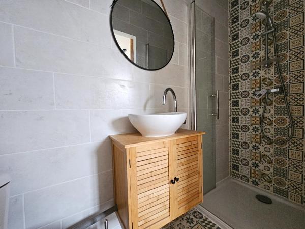 Maison à vendre 2 chambres Angoulême centre ville 65 m2