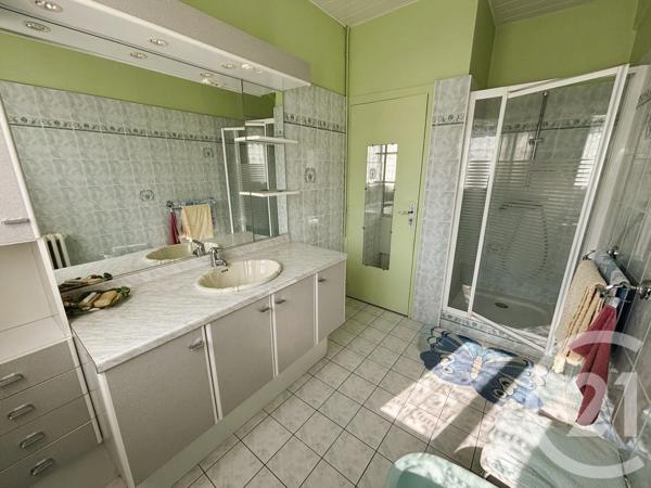 Maison à vendre  7 pièces - 144 m 2   HERIC  - 44