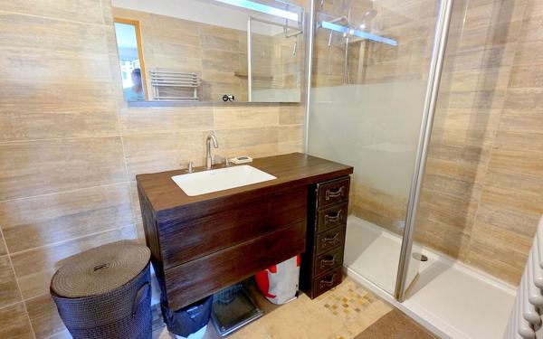 Appartement à vendre    2 pièces • 38 m2 La Seyne-sur-Mer