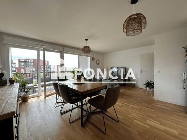 Location Appartement 3 pièces 64.3 m² - LUMINESENS 2 - 44 RUE DE LONDRES PORTE C25 Lens 62300