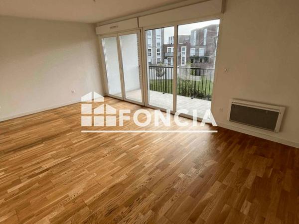 Location Appartement 3 pièces 64.3 m² - LUMINESENS 2 - 44 RUE DE LONDRES PORTE C25 Lens 62300