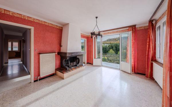 Maison à vendre    6 pièces • 112,50 m2 Pompey