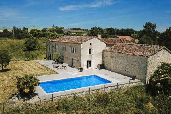 À 20 minutes d'Albi, Domaine de 323 m²