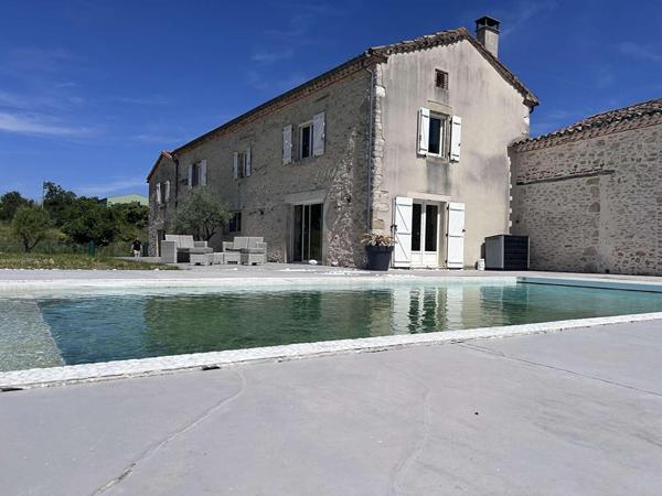 À 20 minutes d'Albi, Domaine de 323 m²