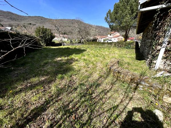 A VENDRE MAISON + JARDIN