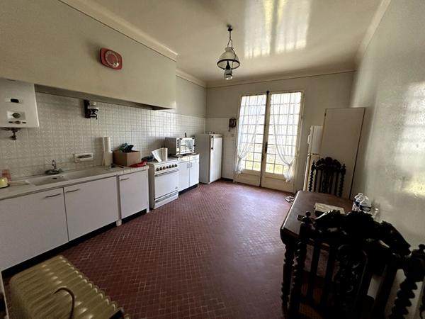 A VENDRE MAISON + JARDIN