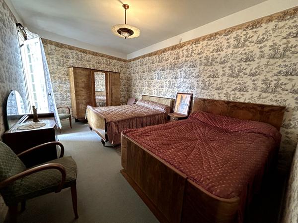 A VENDRE MAISON + JARDIN