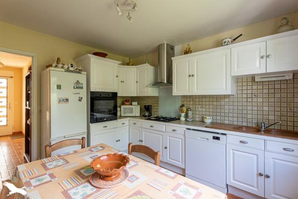 Maison à vendre |                                       Saintes |                                        4 pièces  |  99 m²