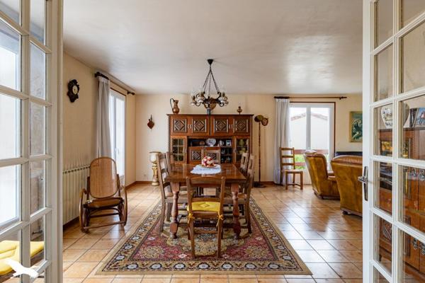 Maison à vendre |                                       Saintes |                                        4 pièces  |  99 m²