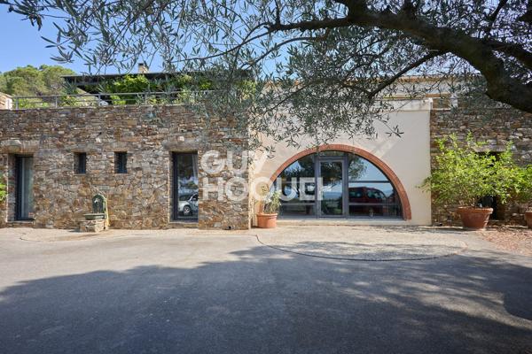 MAISON À VENDRE DE 8 PIÈCES DE 318,00 M²