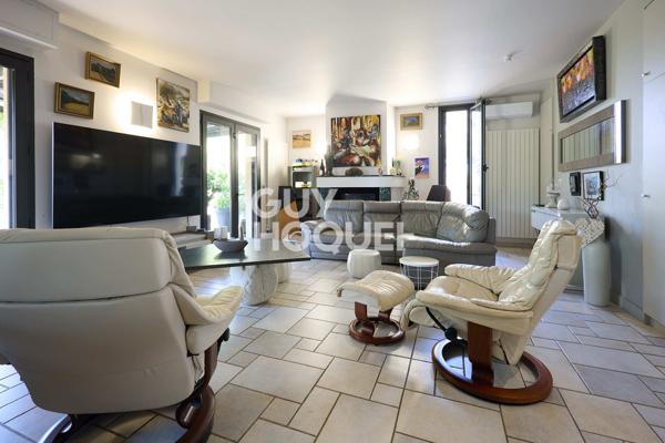 MAISON À VENDRE DE 8 PIÈCES DE 318,00 M²