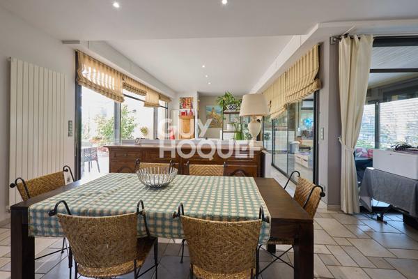 MAISON À VENDRE DE 8 PIÈCES DE 318,00 M²