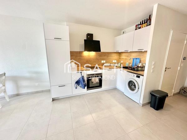 Vendu meublé - équipé, standing, terrasse, parking