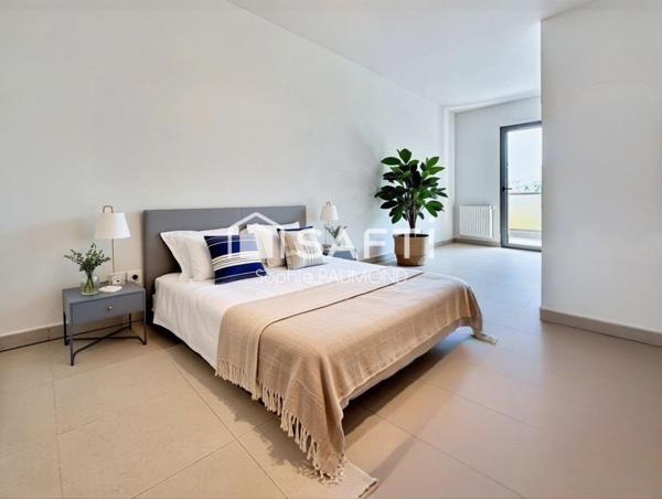 Vendu meublé - équipé, standing, terrasse, parking