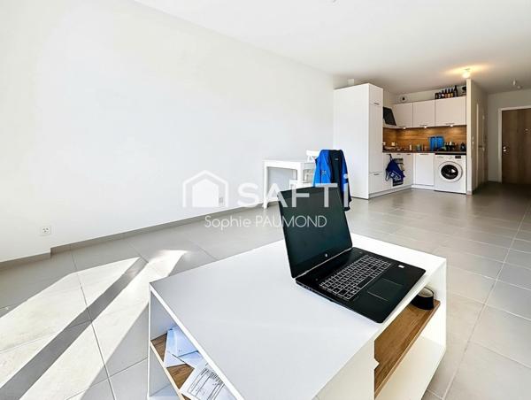 Vendu meublé - équipé, standing, terrasse, parking