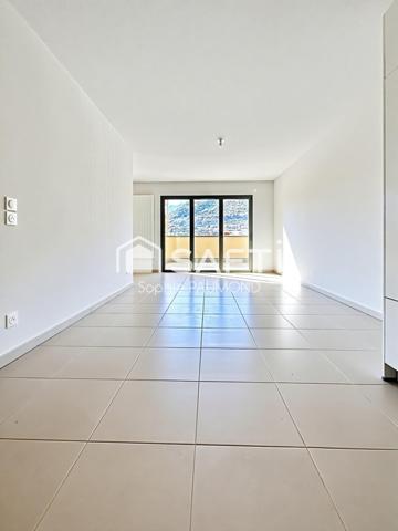 Vendu meublé - équipé, standing, terrasse, parking