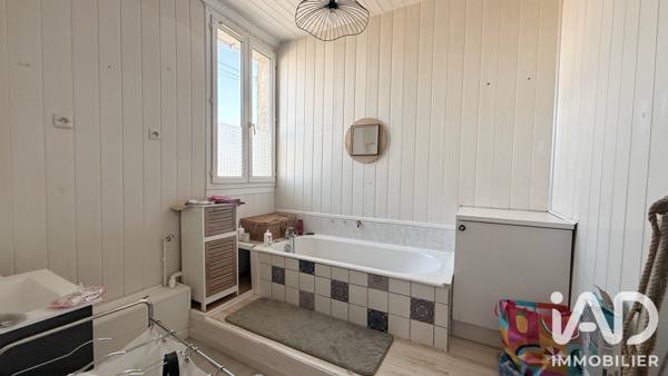 Immeuble à vendre 259 m² Crèvecœur-le-Grand