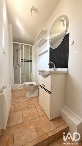 Immeuble à vendre 259 m² Crèvecœur-le-Grand