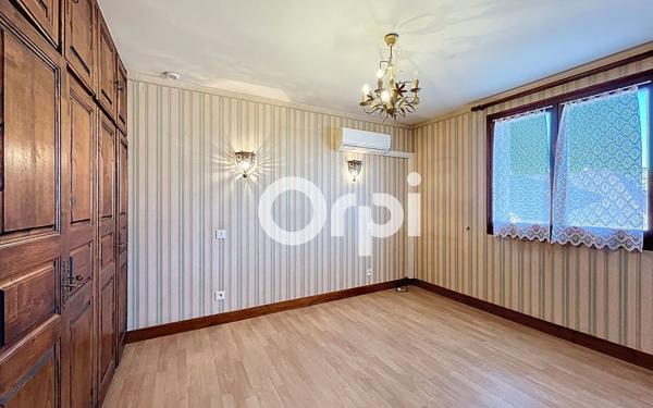 Maison à vendre    7 pièces •  Brive-la-Gaillarde