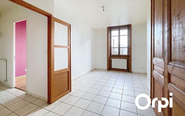 Appartement à vendre    2 pièces • 36,83 m2 Villeurbanne
